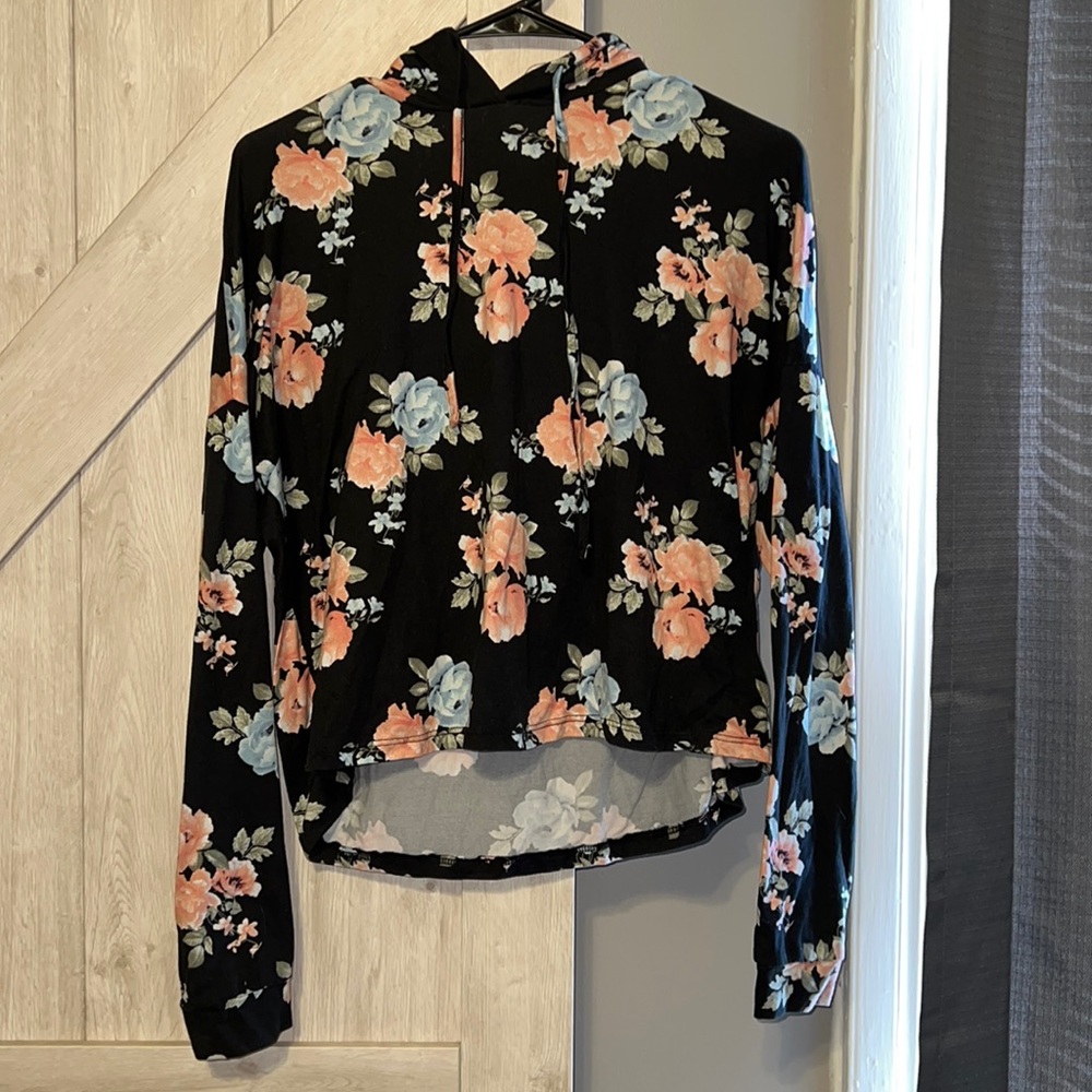 Crop hoodie shirt